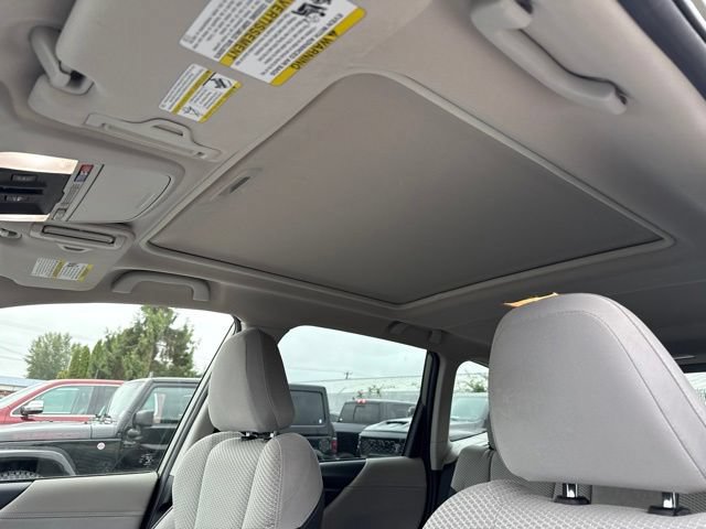 Used 2020 Subaru Forester Premium AWD/4WD image 23