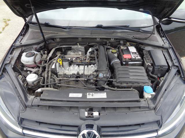 Used 2019 Volkswagen Golf S FWD image 24