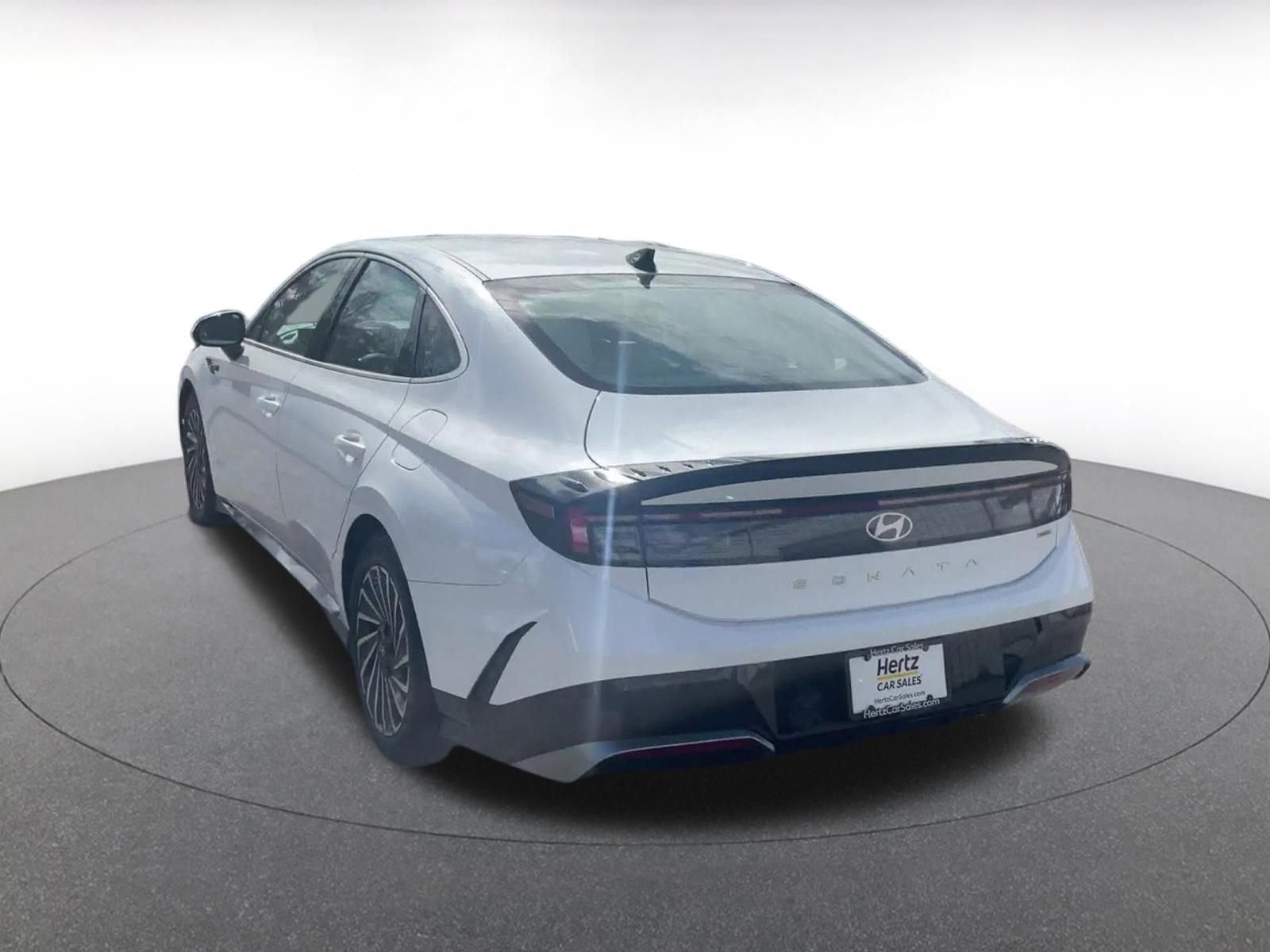 Used 2025 Hyundai Sonata SEL FWD image 9