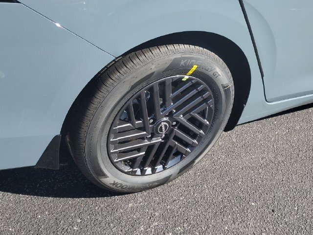 New 2027 Nissan Sentra SV FWD image 5