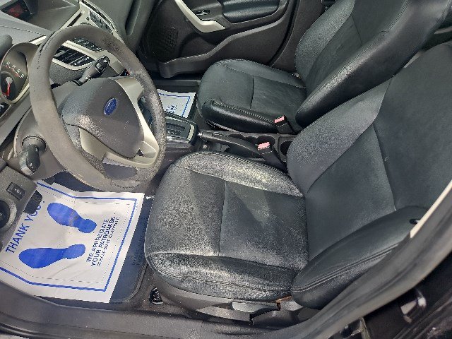 Used 2012 Ford Fiesta SE w/ Winter Pkg FWD image 8