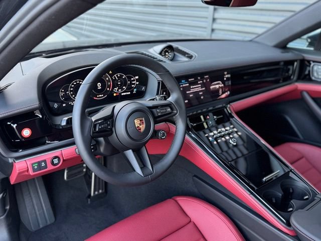 New 2026 Porsche Panamera 4 AWD/4WD image 4