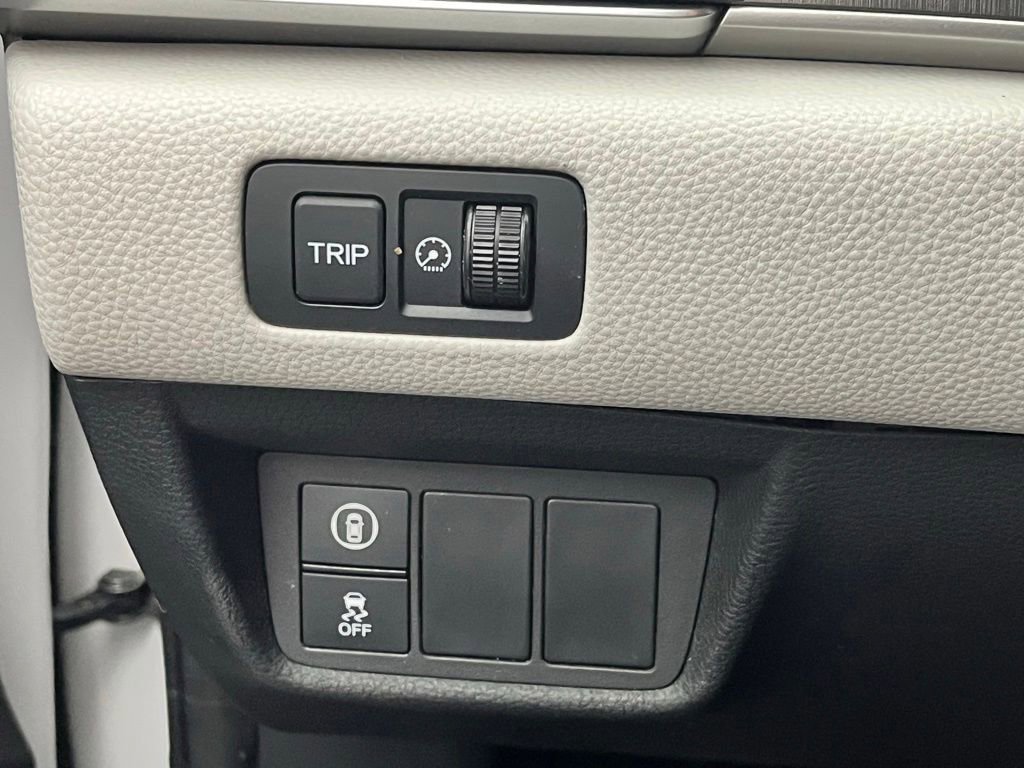 Used 2018 Honda Accord LX image 23