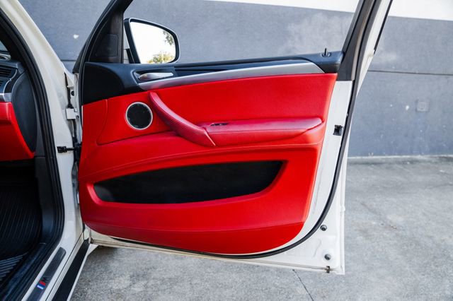 Used 2012 BMW X5 M image 79