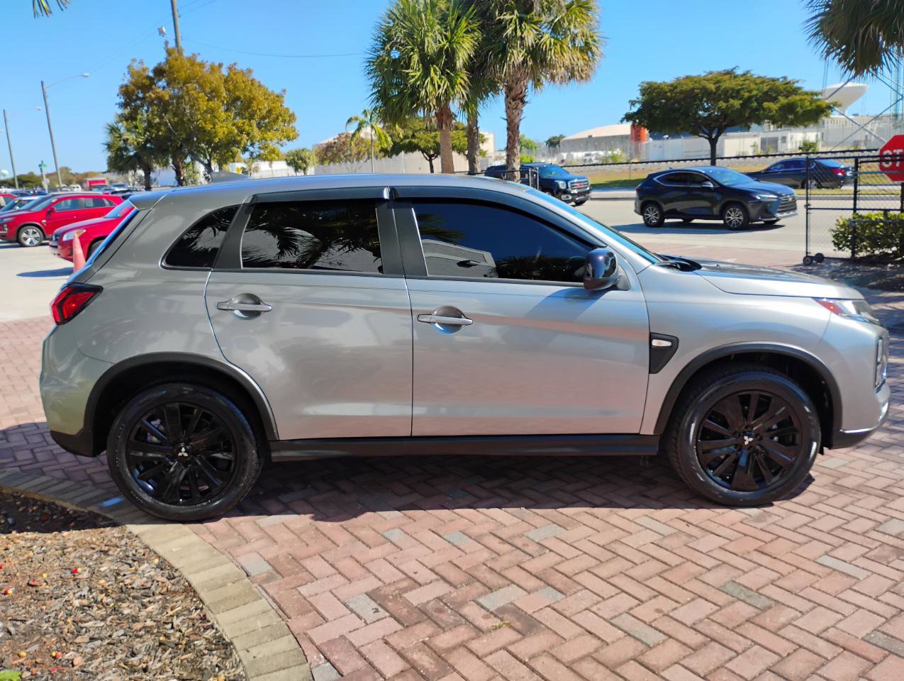 Used 2023 Mitsubishi Outlander Sport LE image 67