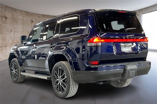 New 2025 Lexus GX 550 image 3