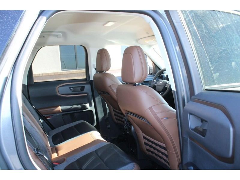 Used 2023 Ford Bronco Sport Outer Banks image 11