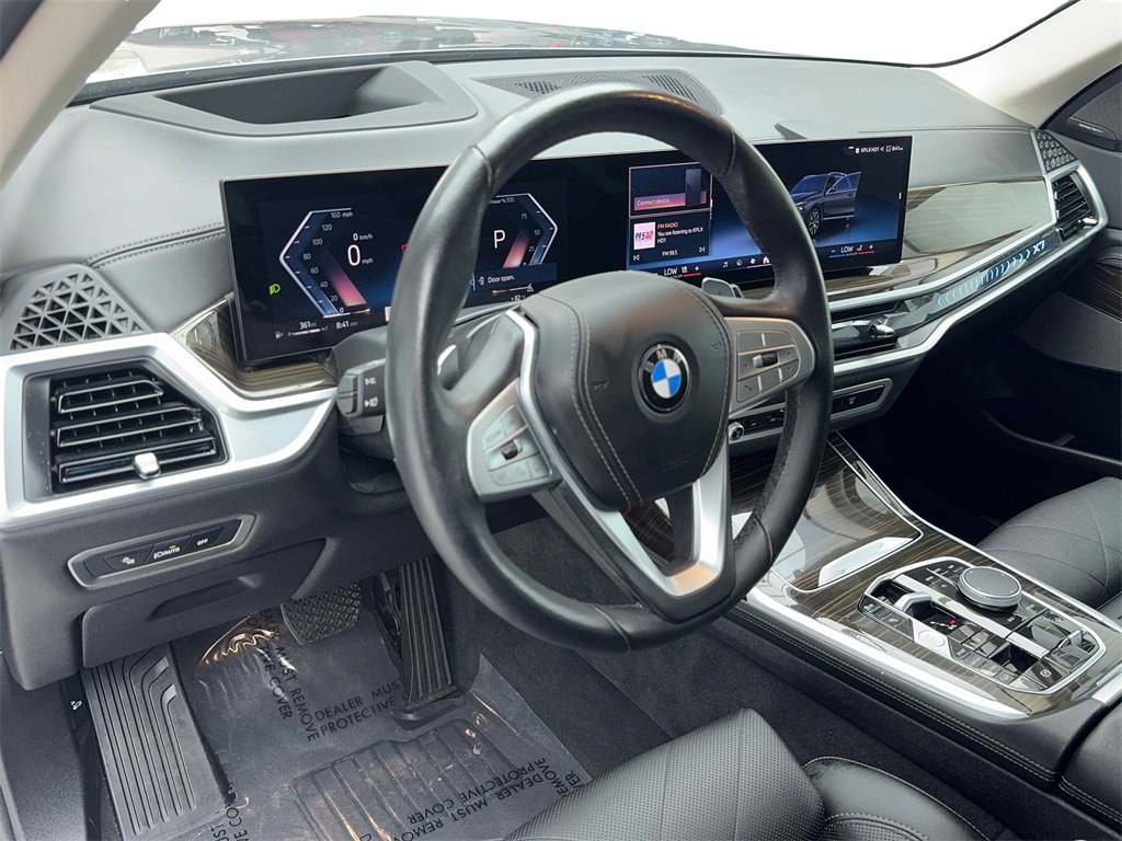 Used 2024 BMW X7 xDrive40i image 16