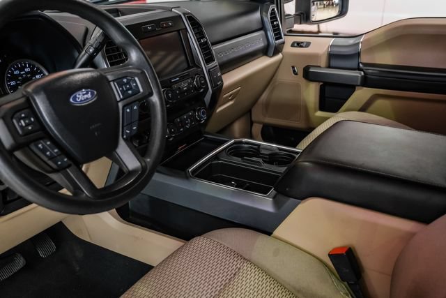 Used 2021 Ford F250 XLT w/ XLT Premium Package AWD/4WD image 24