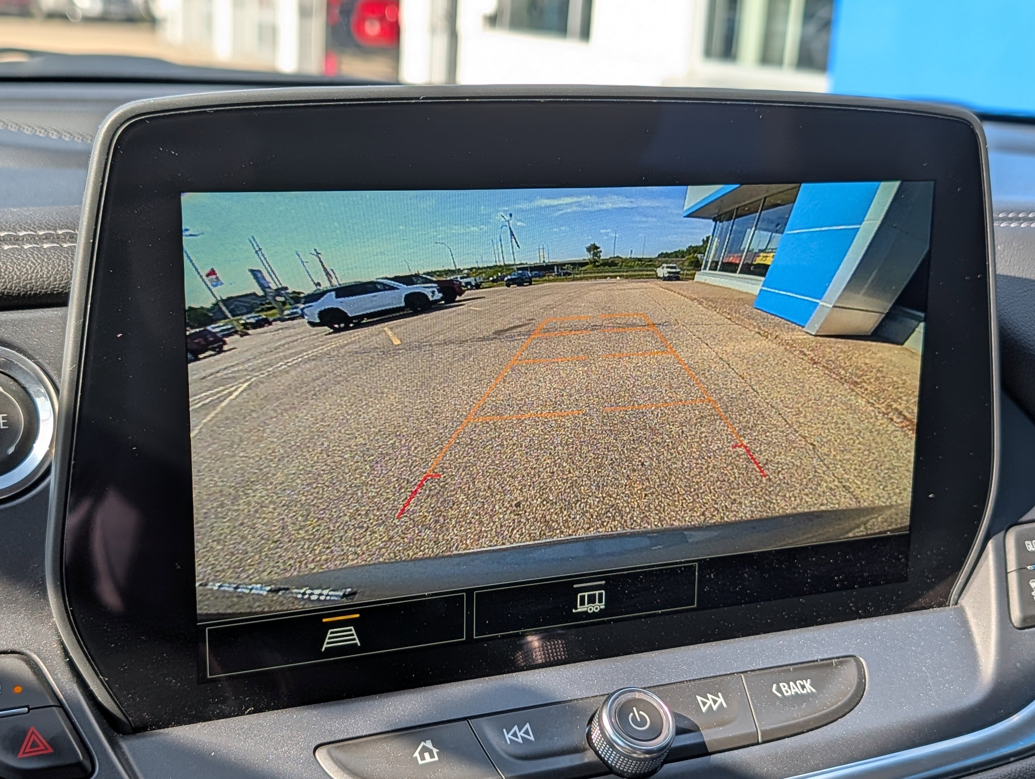 Certified 2025 Chevrolet Blazer LT AWD/4WD image 28