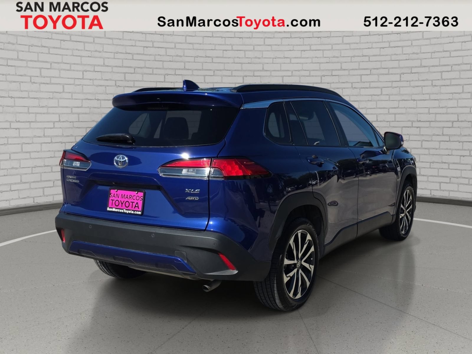 Used 2023 Toyota Corolla Cross XLE w/ Convenience Package AWD/4WD image 6