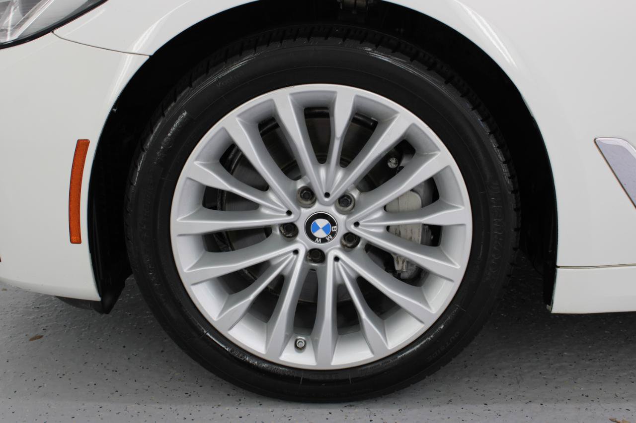 Used 2021 BMW 530i w/ Convenience Package RWD image 84
