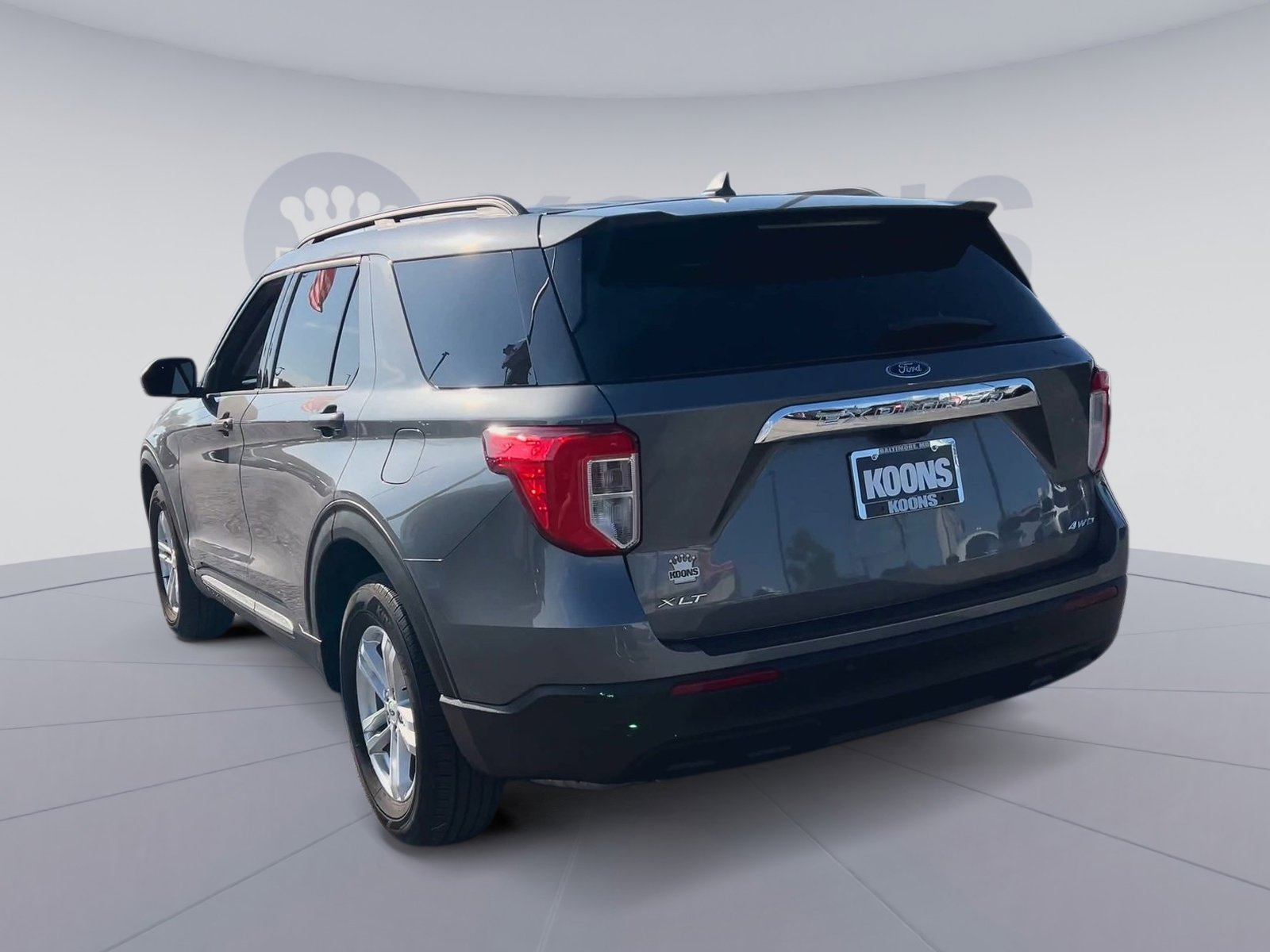 Used 2023 Ford Explorer XLT AWD/4WD image 10