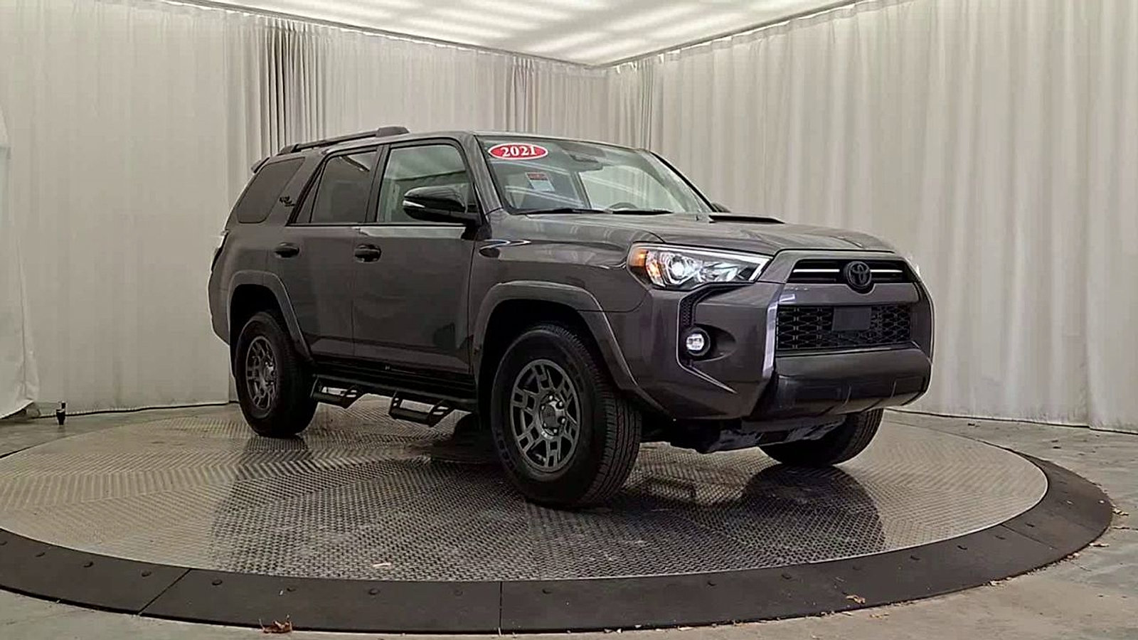 Used 2021 Toyota 4Runner Venture image 5