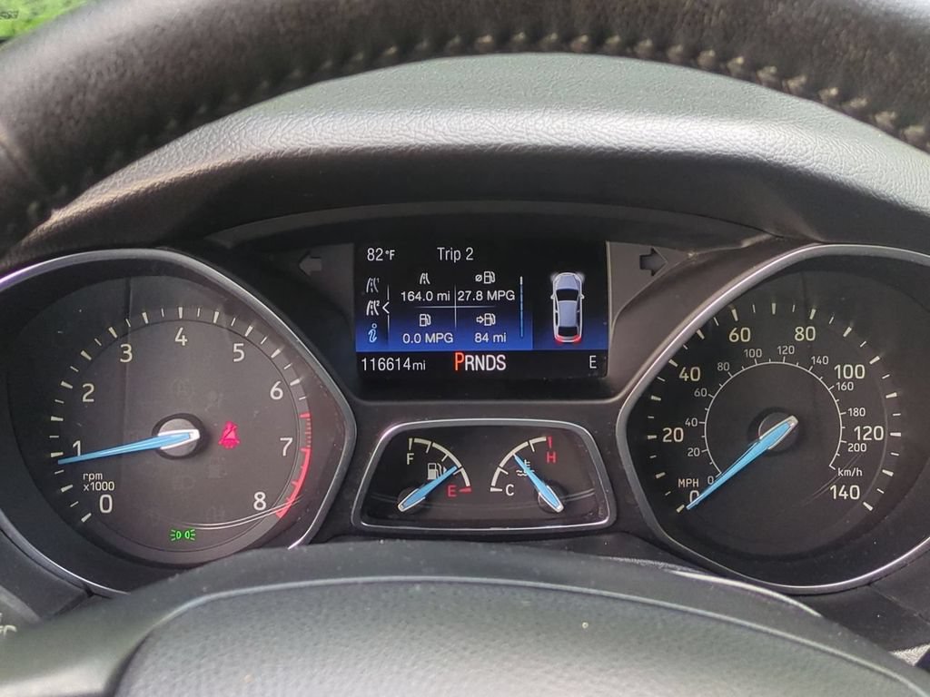 Used 2017 Ford Focus Titanium w/ Titanium Technology Package FWD image 17