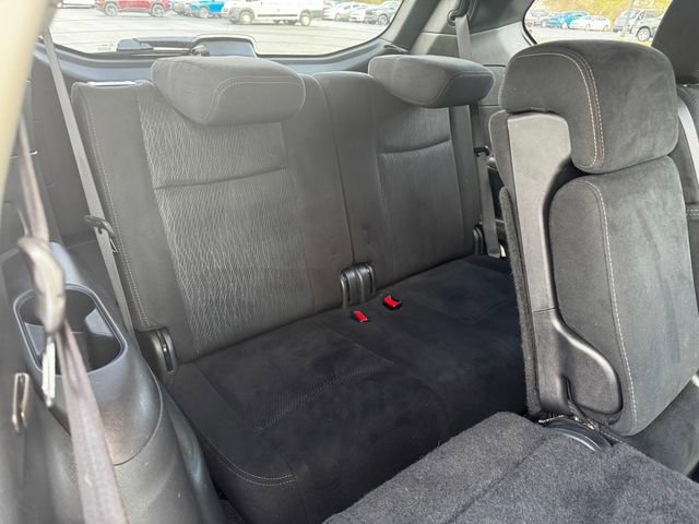 Used 2013 Nissan Pathfinder S image 18