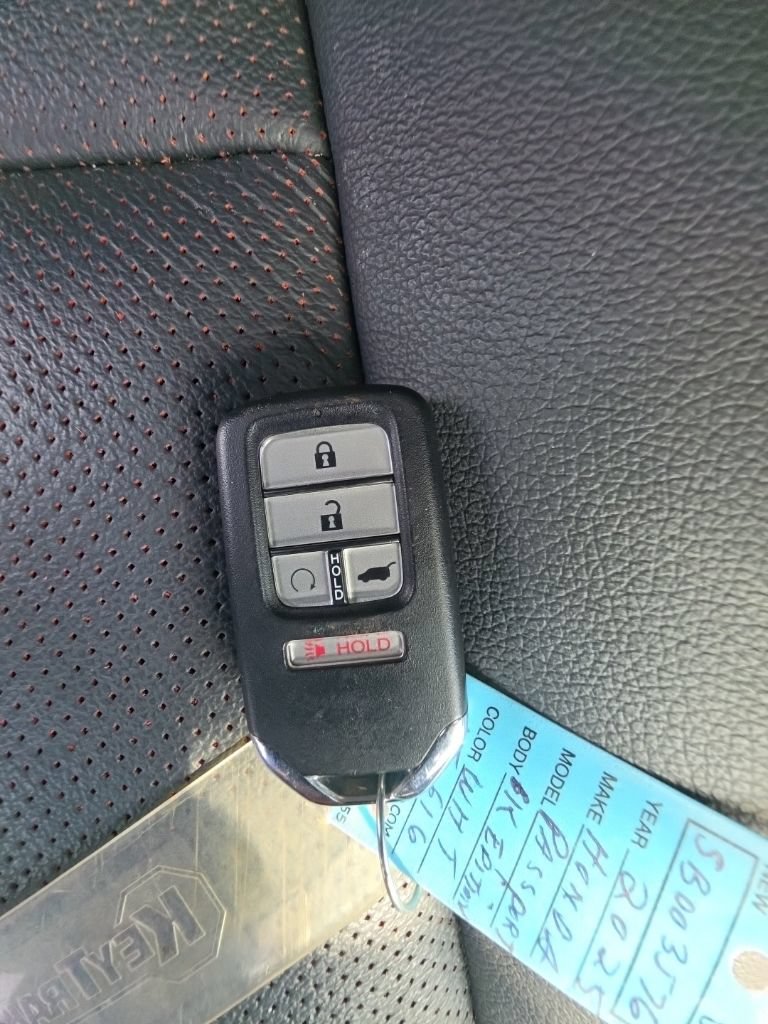 Certified 2025 Honda Passport Black Edition image 34