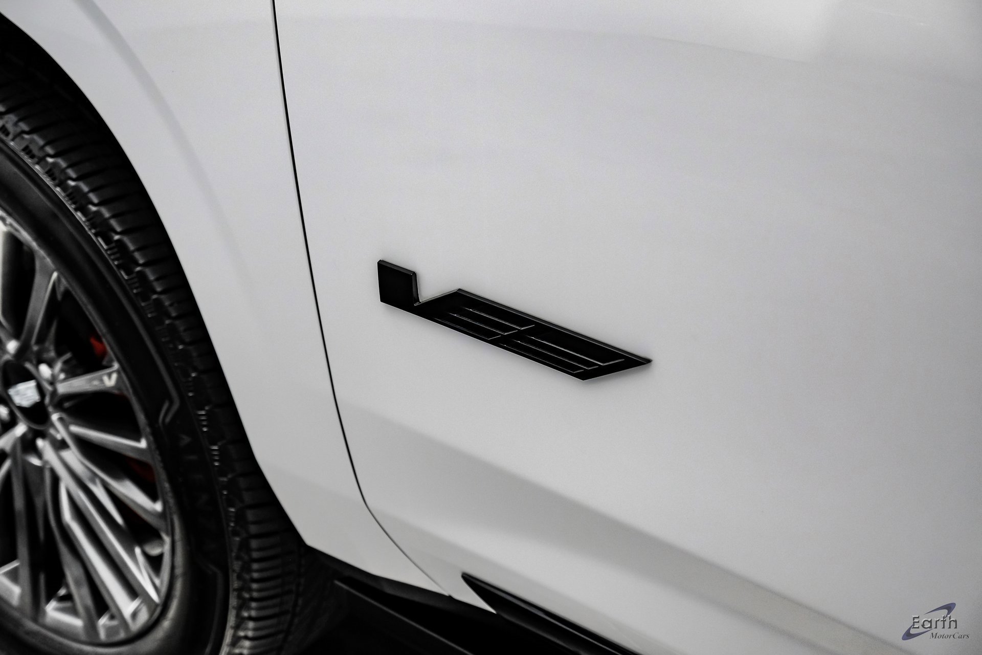 Used 2023 Cadillac Escalade V image 28