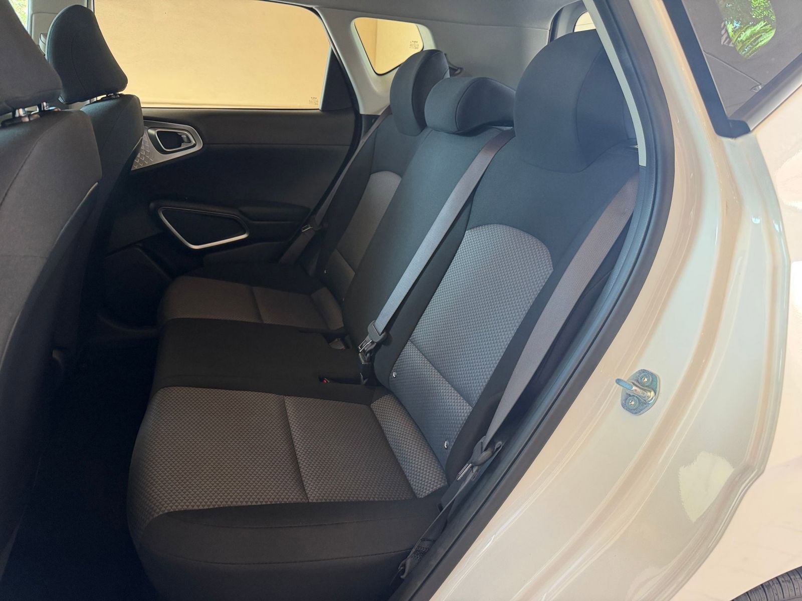 Used 2025 Kia Soul LX w/ LX Technology Package image 21