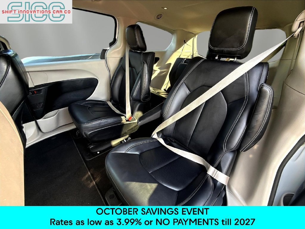 Used 2024 Chrysler Pacifica Limited FWD image 24