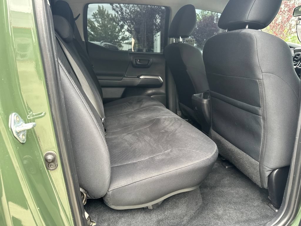 Used 2021 Toyota Tacoma SR5 w/ Trail Edition AWD/4WD image 15