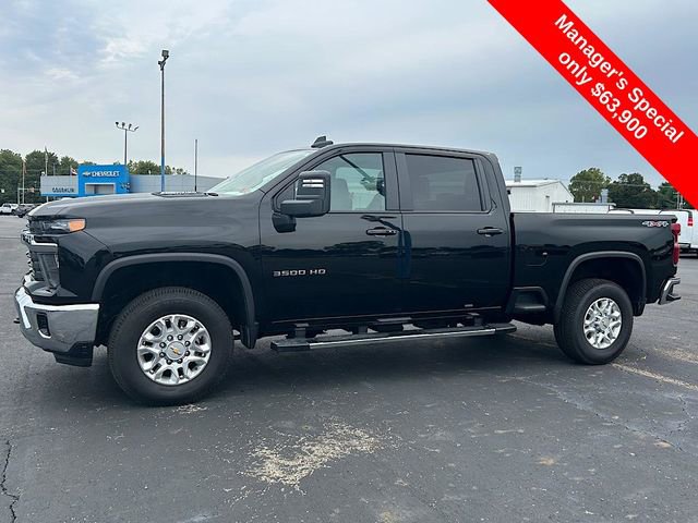 Used 2025 Chevrolet Silverado 3500 LT image 11
