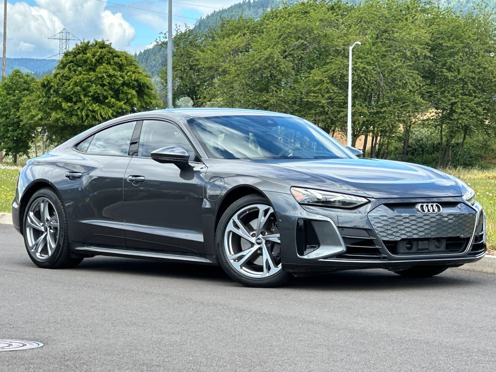Used 2023 Audi e-tron GT Prestige w/ Prestige Package AWD/4WD image 1