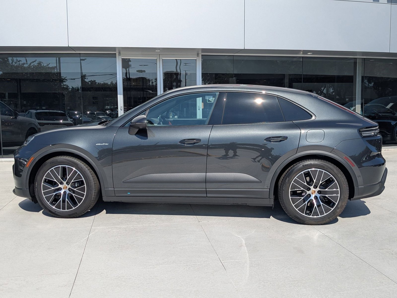 New 2025 Porsche Macan Electric image 2