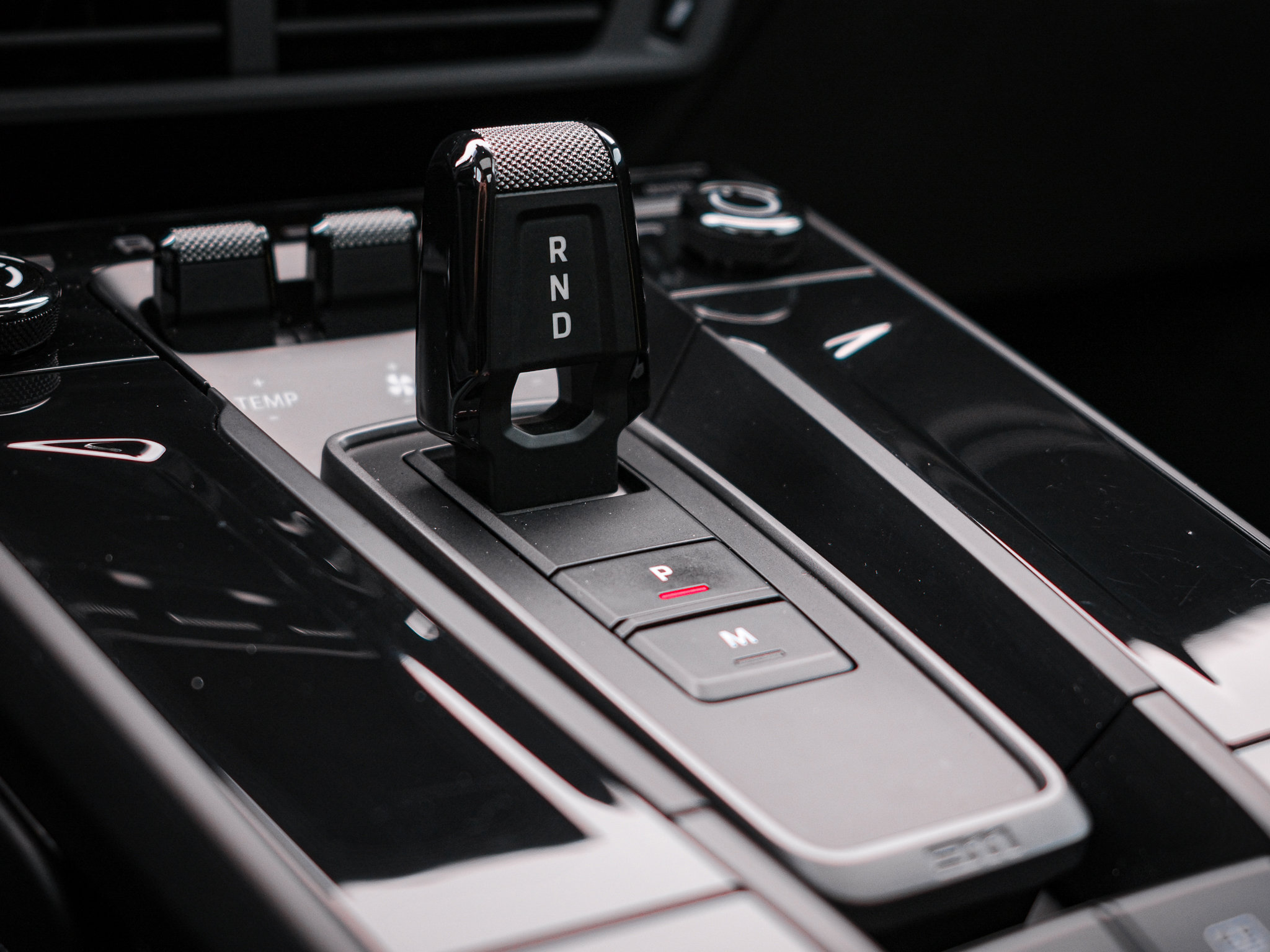 Used 2025 Porsche 911 Carrera 4 GTS image 31