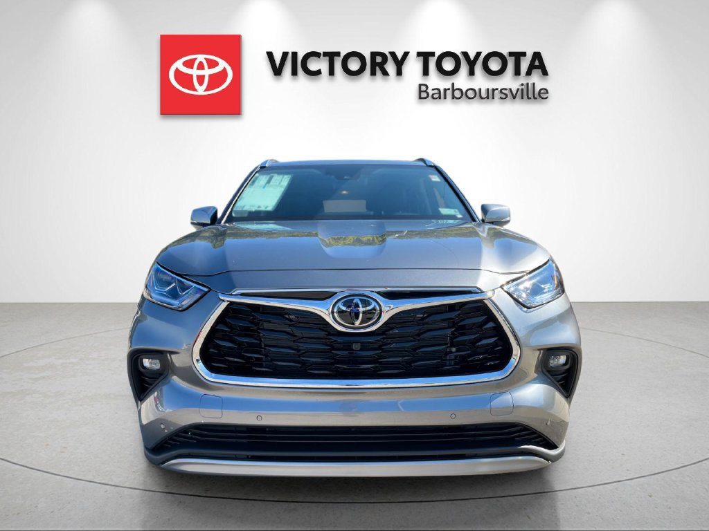 New 2026 Toyota Highlander Platinum AWD/4WD image 8