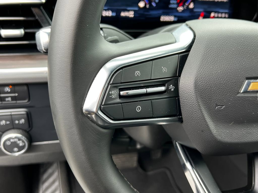 Used 2025 Chevrolet Tahoe LT image 28