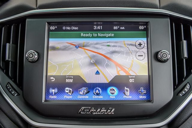Used 2016 Maserati Ghibli RWD image 22