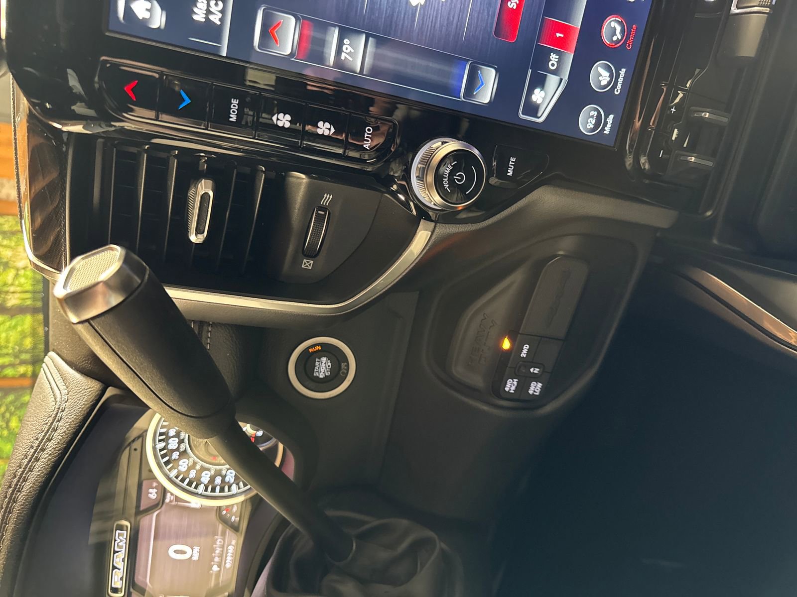 Used 2020 RAM 2500 Laramie AWD/4WD image 24