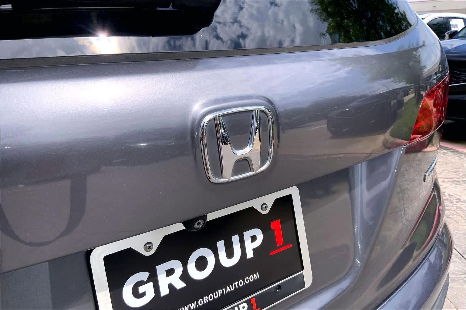 Used 2017 Honda Pilot Touring image 30