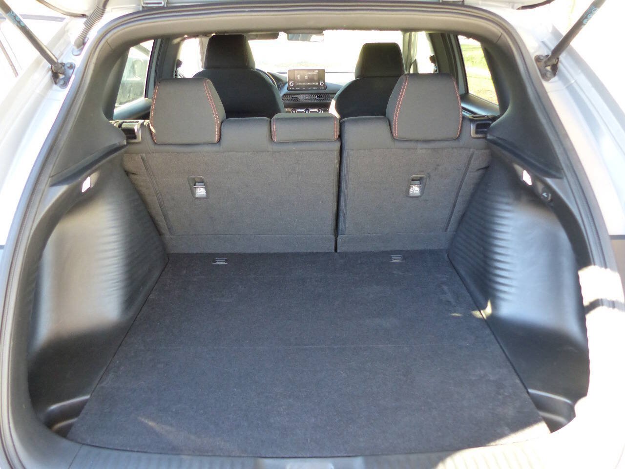 Used 2025 Honda HR-V Sport image 35