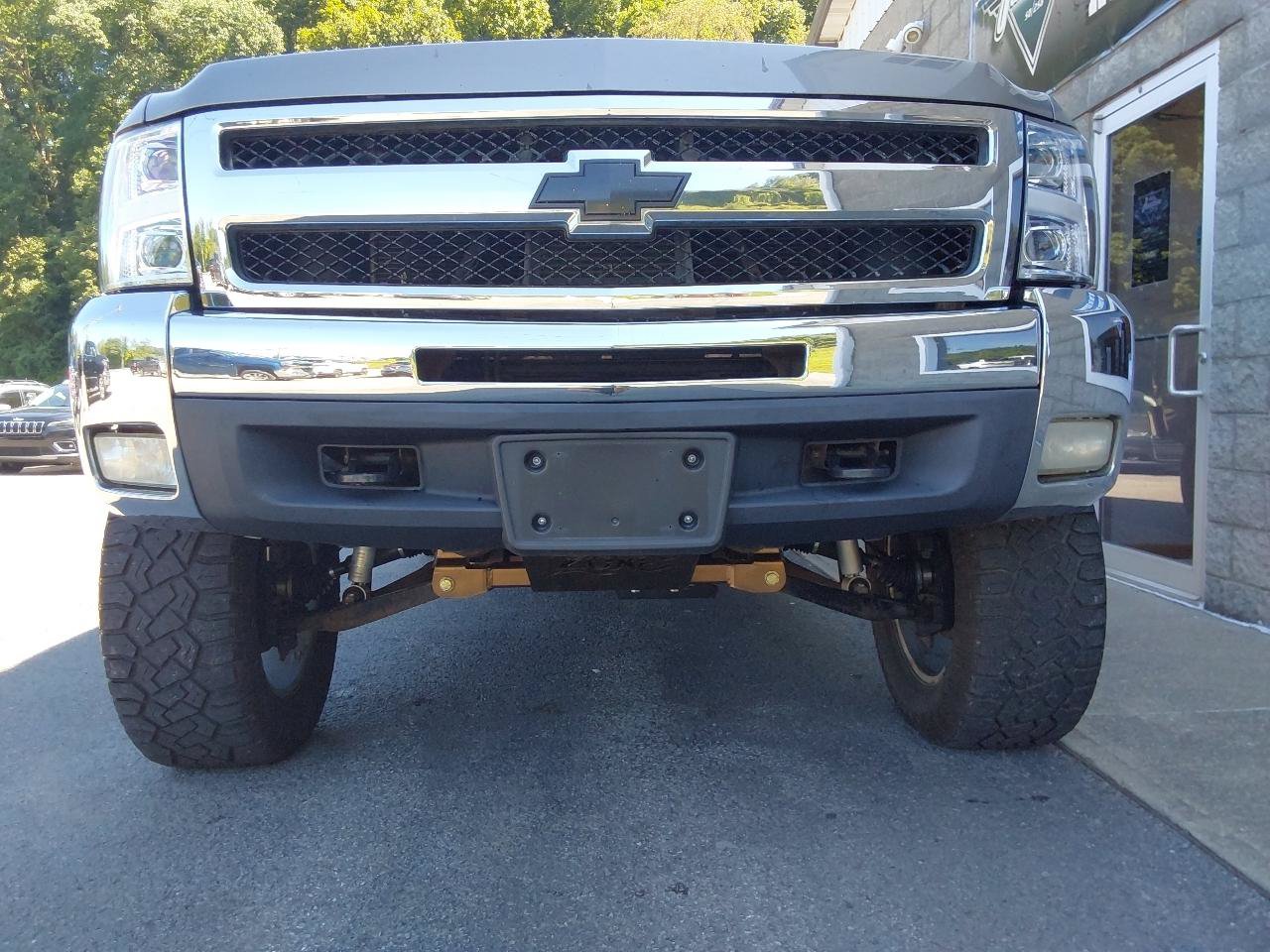 Used 2013 Chevrolet Silverado 1500 LT w/ All-Star Edition AWD/4WD image 11