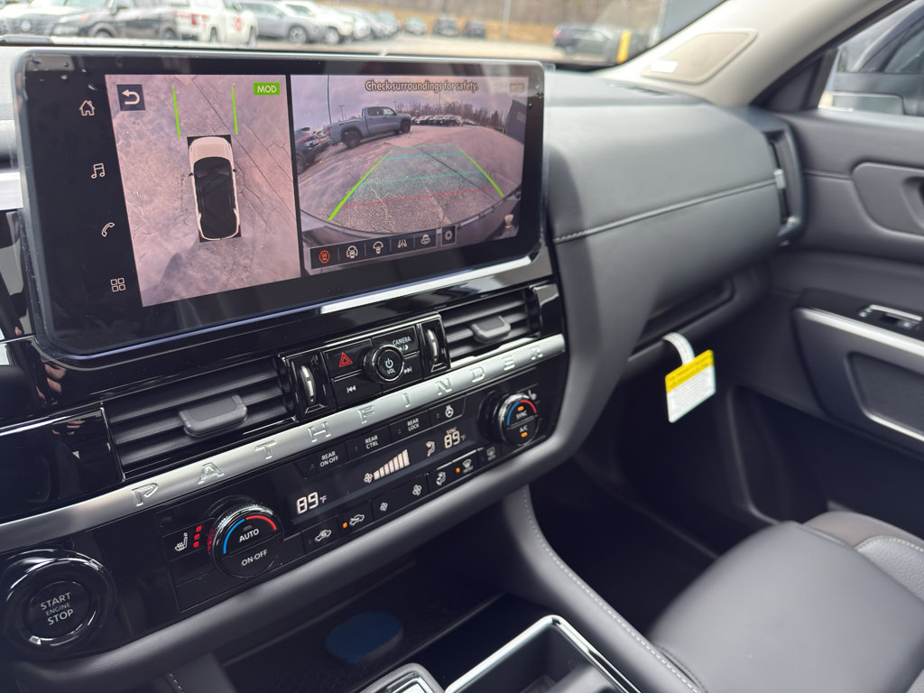 New 2026 Nissan Pathfinder SL image 21
