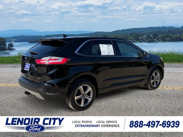 Certified 2024 Ford Edge SEL w/ Convenience Package AWD/4WD image 3