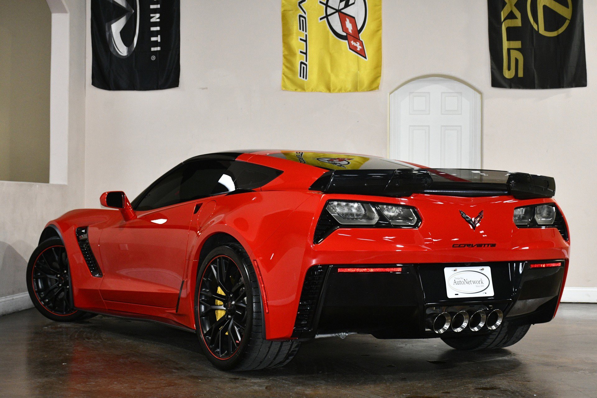 Used 2017 Chevrolet Corvette Z06 w/ Z07 Performance Package image 6
