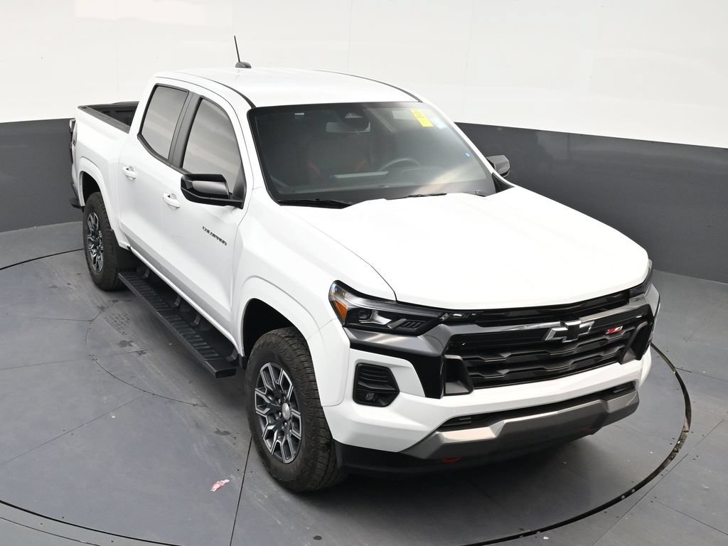 Used 2026 Chevrolet Colorado Z71 AWD/4WD image 18