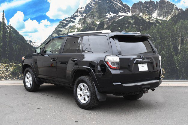 Used 2016 Toyota 4Runner SR5 Premium image 9