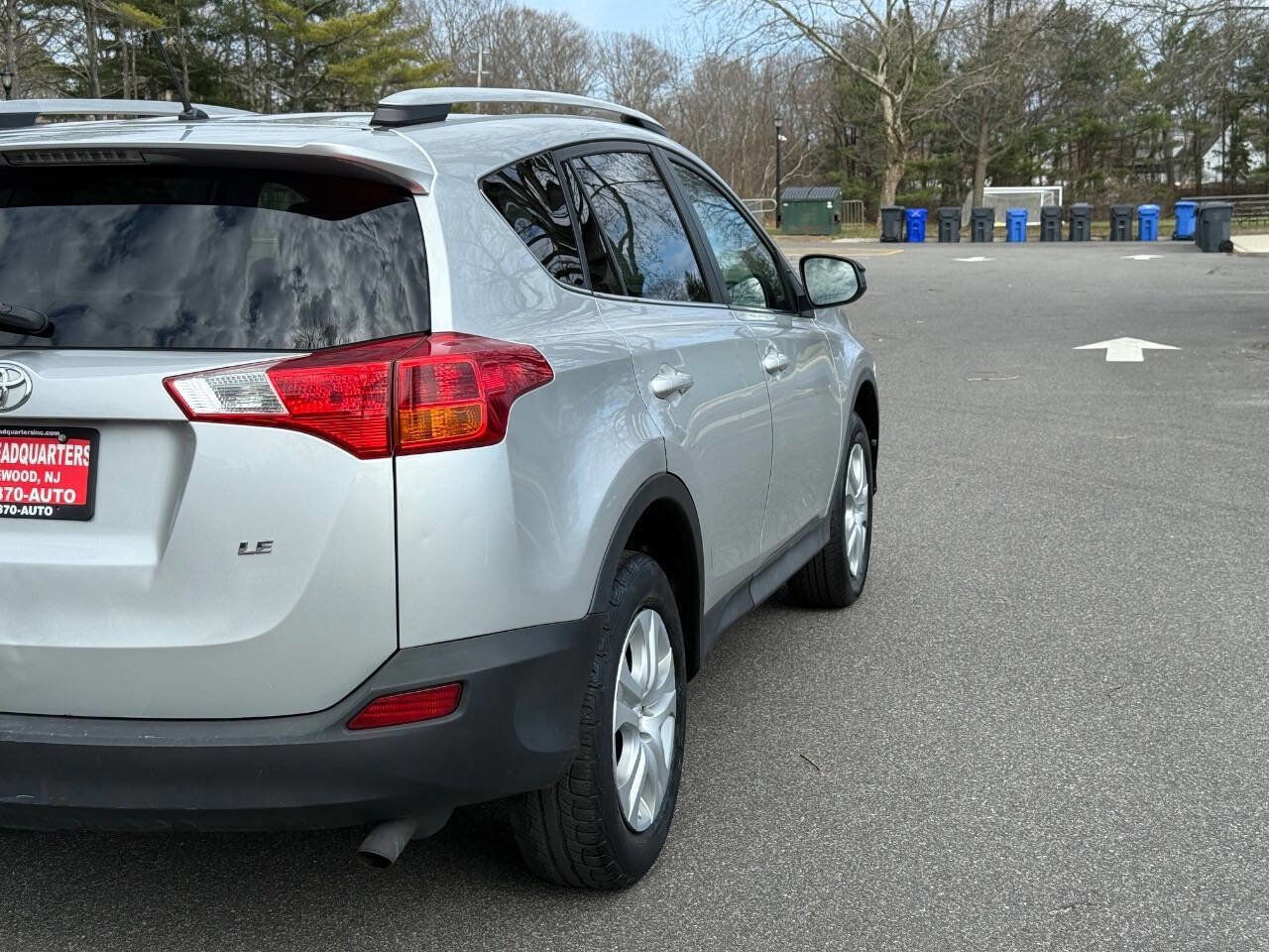 Used 2015 Toyota RAV4 LE AWD/4WD image 6