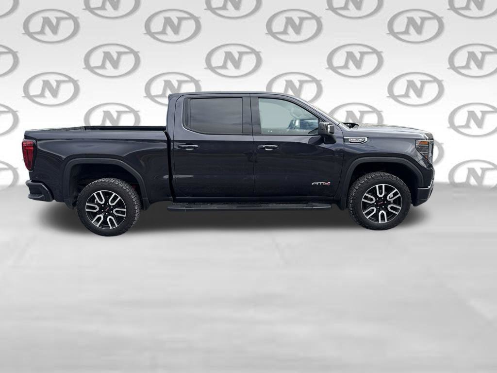 Certified 2023 GMC Sierra 1500 AT4 w/ Technology Package AWD/4WD image 9