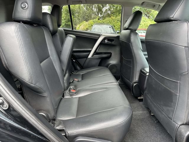 Used 2017 Toyota RAV4 XLE AWD/4WD image 11
