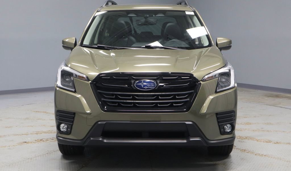 Used 2024 Subaru Forester Limited AWD/4WD image 7