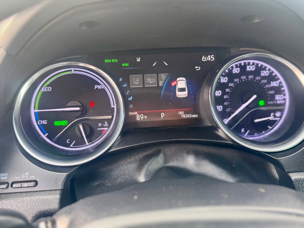 Used 2019 Toyota Camry XLE image 14