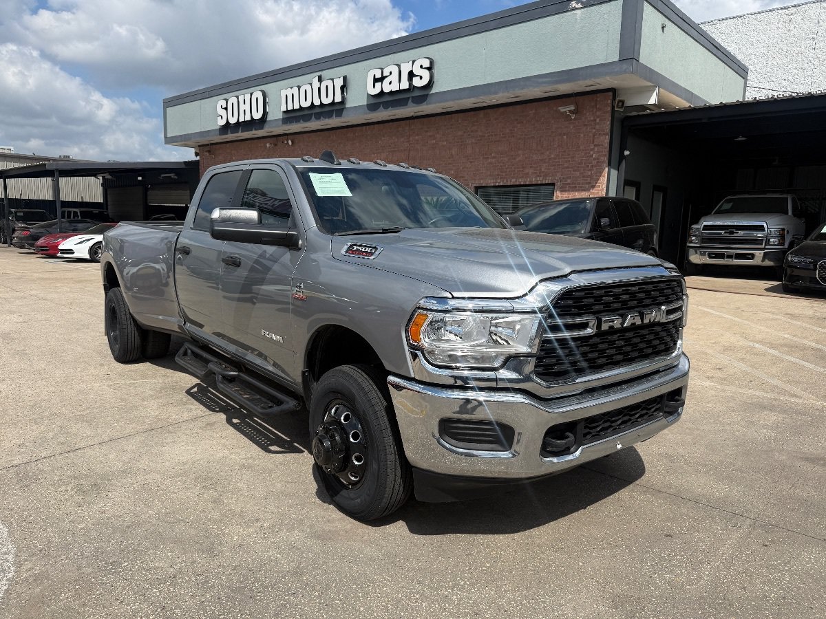 Used 2022 RAM 3500 Lone Star AWD/4WD image 3