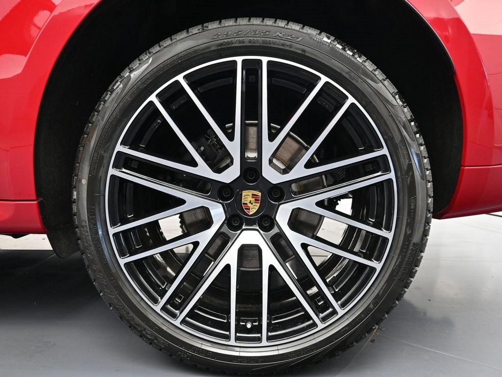 New 2026 Porsche Macan image 26