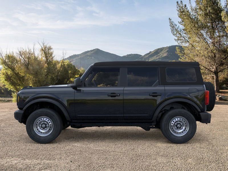 New 2025 Ford Bronco 4-Door image 3