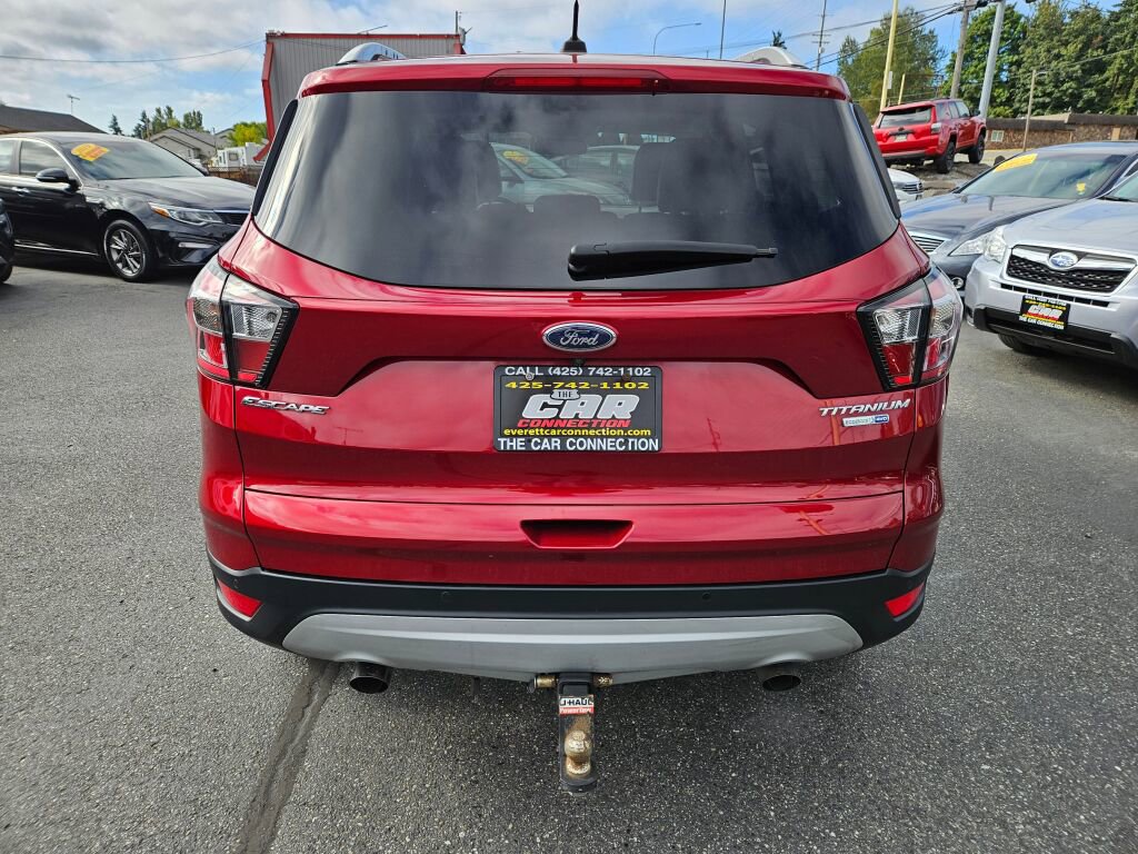 Used 2017 Ford Escape Titanium image 5